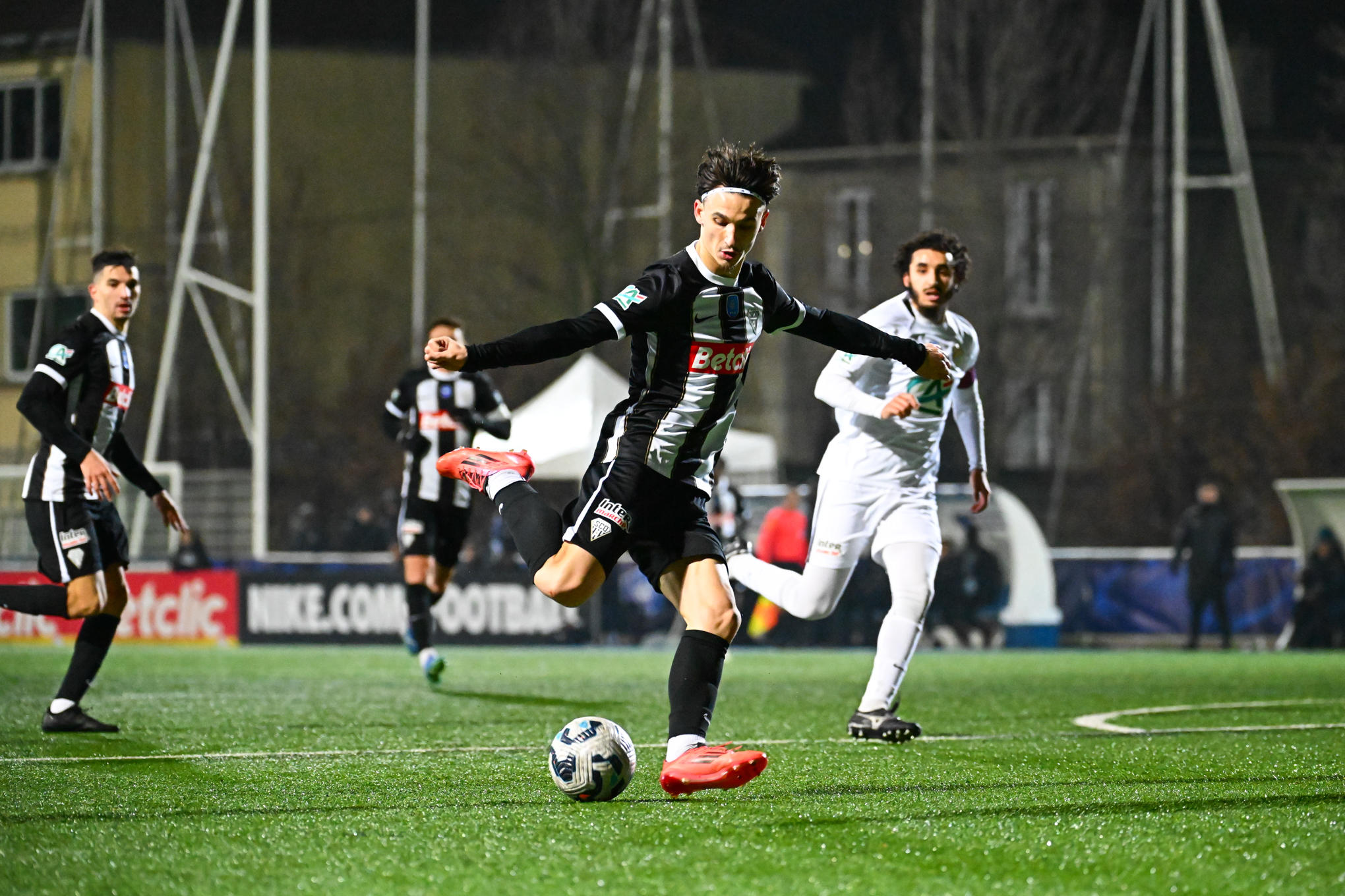 Une Ligue 1 à Bobigny : FC93–Angers
